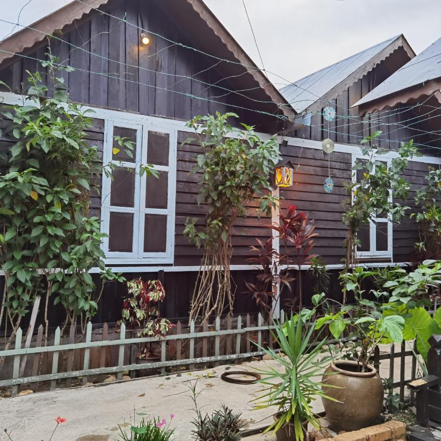 Hotel Mykampung Chalet Ipoh Zewnętrze zdjęcie